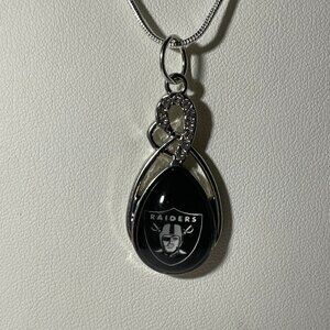 Las Vegas Raiders NFL 925 Silver Chain Logo Charm Necklace NEW